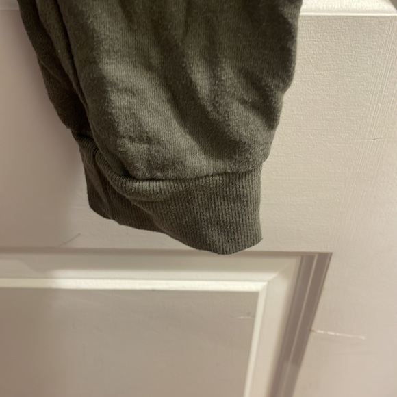 Garage Xs green black mesh on side drawstring joggers - Picture 3 of 5